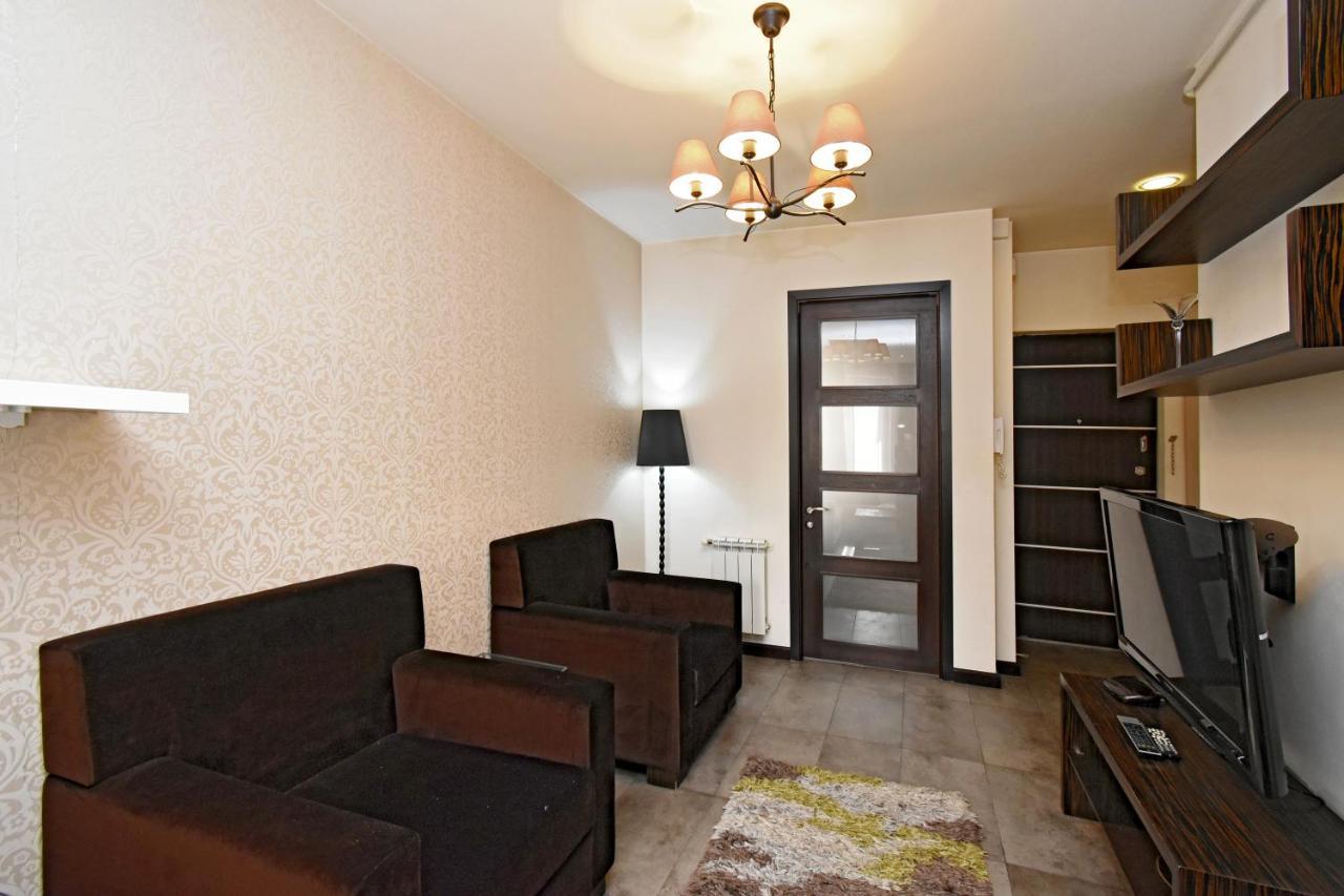 Galaxy Inn Luxury Hostel In Center Erevan Exterior foto